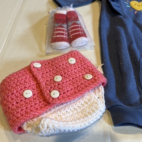 NWT Cat & Jack onesie with 3 sets of socks 1 hat and diaper yarn coverup 5 total - Picture 2 of 8